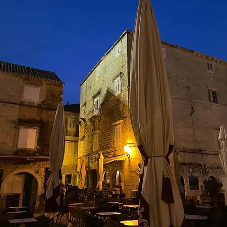 Lejlighed Dragazzo Trogir